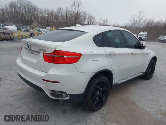 2012 BMW X6 50i z VIN 5UXFG8C53CL590479, wystawiony jako IAAI lot #42021810 z przebiegiem 92 420 mil mil oraz . Historia ofert i sprzedaży dostępna na DreamBid. Obrazek 4.