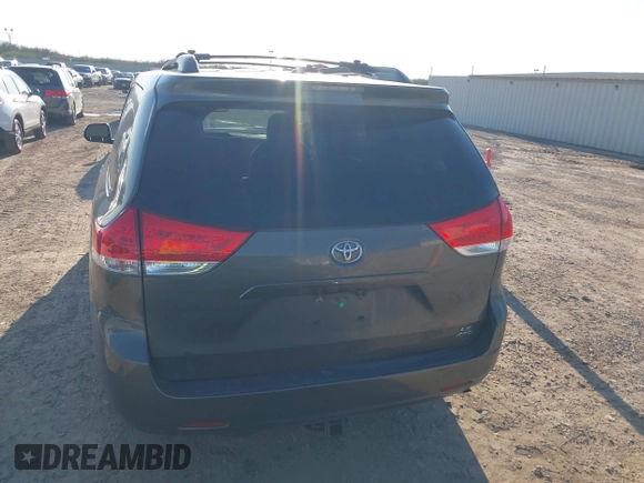 2012 Toyota Sienna LE with VIN 5TDJK3DCXCS039801, listed as a IAAI auction lot 41483248 with 165,548 mi miles. Bid and sale history available at carsss.com. Image 16.