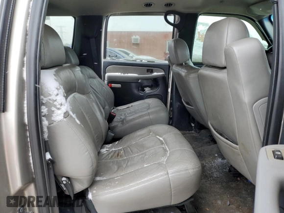 2001 Chevrolet Suburban LS with VIN 1GNFK16T21J103970, listed as a Copart auction lot 89355085 with 247,993 mi miles and Salvage Title. Bid and sale history available at carsss.com. Image 11.