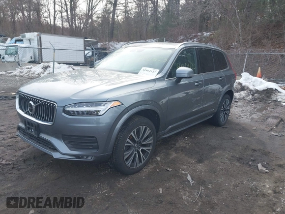 2020 Volvo XC90 Momentum with VIN YV4102PK7L1568457, listed as a IAAI auction lot 41564123 with 62,048 mi miles. Bid and sale history available at carsss.com. Image 17.