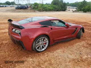 2015 Chevrolet Corvette Z06 3LZ with VIN 1G1YU2D63F5603319, listed as a Copart auction lot 58867005 with 25,385 mi miles and Salvage title. Bid and sale history available at DreamBid. Image 3.