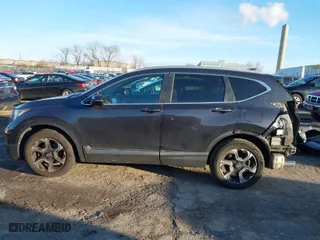 2017 Honda CR-V Touring with VIN 2HKRW2H90HH647274, listed as a IAAI auction lot 41572666 with 95,264 mi miles. Bid and sale history available at carsss.com. Image 15.