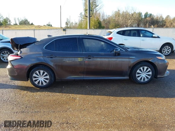 2019 Toyota Camry Hybrid LE z VIN 4T1B31HK4KU516123, wystawiony jako IAAI lot #41733410 z przebiegiem 98 273 mil mil oraz . Historia ofert i sprzedaży dostępna na DreamBid. Obrazek 13.