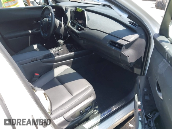 2024 Lexus UX 250h с VIN JTHX6JBHXR2186541, выставлен на аукционе IAAI как лот 42164501 с пробегом 12 233 миль миль и . История ставок и продаж доступна на DreamBid. Изображение 5.