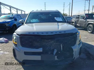 2021 Kia Telluride EX with VIN 5XYP3DHC5MG137169, listed as a IAAI auction lot 41635390 with 75,337 mi miles and . Bid and sale history available at DreamBid. Image 12.