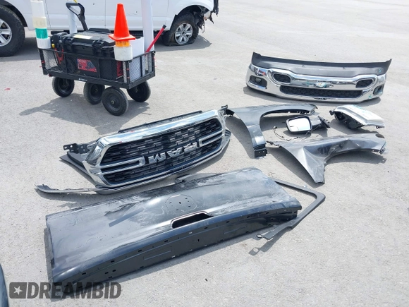 2022 Ram 1500 Big Horn with VIN 1C6SRFFT8NN137742, listed as a IAAI auction lot 42091761 with 38,005 mi miles and . Bid and sale history available at DreamBid. Image 12.