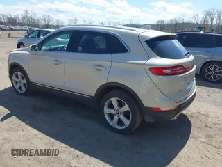 2018 Lincoln MKC Premiere with VIN 5LMCJ1C9XJUL03767, listed as a IAAI auction lot 42055927 with 39,718 mi miles and . Bid and sale history available at DreamBid. Image 3.