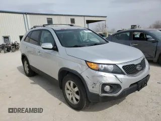 2013 Kia Sorento LX with VIN 5XYKT4A22DG332352, listed as a Copart auction lot 47687195 with 0 mi miles and Clean Title. Bid and sale history available at carsss.com. Image 4.