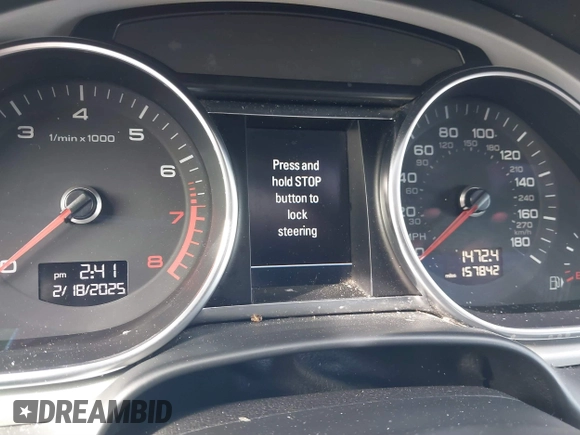 2015 Audi Q7 3.0T S line Prestige with VIN WA1DGAFE4FD004070, listed as a IAAI auction lot 41600288 with 157,842 mi miles. Bid and sale history available at carsss.com. Image 7.