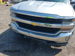 2017 Chevrolet Silverado 1500 LT with VIN 3GCPCREH2HG434873, listed as a IAAI auction lot 42039249 with 180,586 mi miles. Bid and sale history available at carsss.com. Image 6.