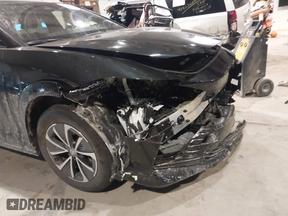 2024 Lexus RZ 300e Premium z VIN JTJABABB4RA001496, wystawiony jako IAAI lot #41402646 z przebiegiem 4 819 mil mil oraz . Historia ofert i sprzedaży dostępna na DreamBid. Obrazek 6.