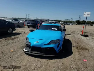 2021 Toyota GR Supra 2.0 with VIN WZ1DB2C04MW039858, listed as a Copart auction lot 70049874 with 10,586 mi miles and Salvage Title. Bid and sale history available at carsss.com. Image 14.