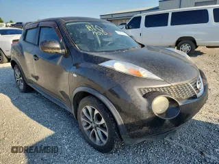 2011 Nissan Juke SV with VIN JN8AF5MR1BT011703, listed as a Copart auction lot 66165525 with 214,709 mi miles and Clean title. Bid and sale history available at DreamBid. Image 4.