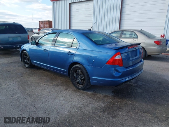 2010 Ford Fusion SE with VIN 3FAHP0HG5AR275077, listed as a IAAI auction lot 41754390 with 211,181 mi miles. Bid and sale history available at carsss.com. Image 3.