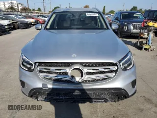 2021 Mercedes-Benz GLC 300 with VIN W1N0G8DB1MF917983, listed as a Copart auction lot 64031905 with 18,743 mi miles and Salvage title. Bid and sale history available at DreamBid. Image 5.