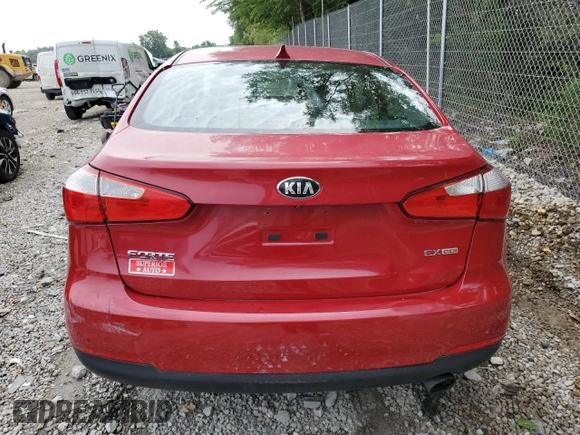 2016 Kia Forte EX z VIN KNAFX4A87G5612031, wystawiony jako Copart lot #62722214 z przebiegiem 124 837 mil mil oraz Nie do naprawy • Non repairable. Historia ofert i sprzedaży dostępna na DreamBid. Obrazek 6.