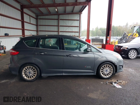 2016 Ford C-Max SEL with VIN 1FADP5CU4GL115336, listed as a IAAI auction lot 42181087 with 235,047 mi miles and . Bid and sale history available at DreamBid. Image 13.