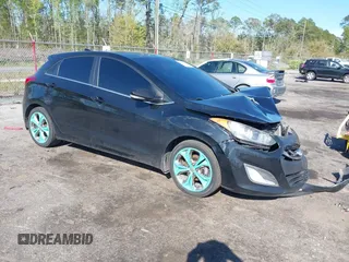 2014 Hyundai Elantra GT with VIN KMHD35LH5EU171569, listed as a IAAI auction lot 41882896 with 181,989 mi miles. Bid and sale history available at carsss.com. Image 1.
