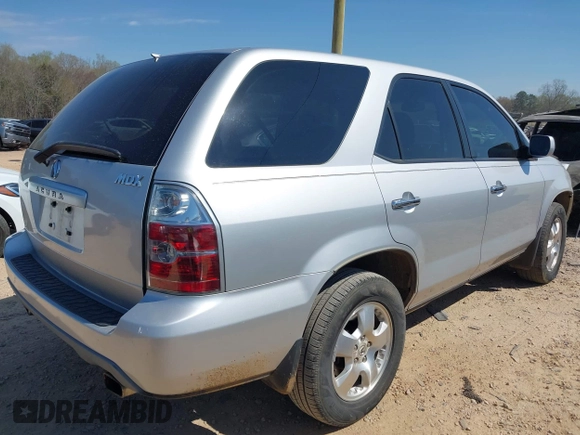 2005 Acura MDX with VIN 2HNYD18265H557625, listed as a IAAI auction lot 41898001 with 192,544 mi miles. Bid and sale history available at carsss.com. Image 4.