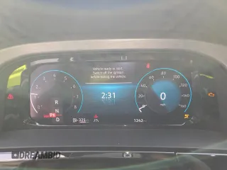 2024 Volkswagen Atlas SE z VIN 1V2KE2CA1RC255860, wystawiony jako Copart lot #49972445 z przebiegiem 1 242 mil mil oraz Szkoda całkowita • Salvage title. Historia ofert i sprzedaży dostępna na DreamBid. Obrazek 9.