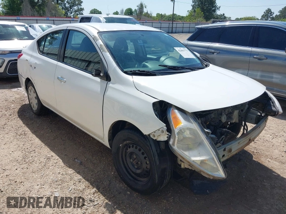 2017 Nissan Versa SV z VIN 3N1CN7AP6HL842992, wystawiony jako IAAI lot #42001775 z przebiegiem Nie podano mil oraz . Historia ofert i sprzedaży dostępna na DreamBid. Obrazek 1.