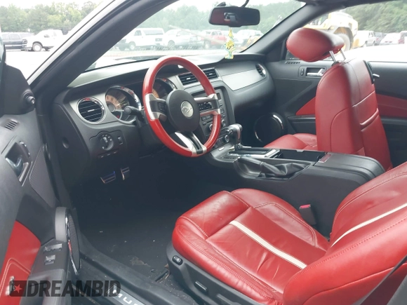 2010 Ford Mustang GT with VIN 1ZVBP8FH9A5101068, listed as a IAAI auction lot 42387476 with 70,252 mi miles and . Bid and sale history available at DreamBid. Image 5.