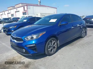 2021 Kia Forte LXS z VIN 3KPF24AD5ME375294, wystawiony jako IAAI lot #42152040 z przebiegiem 56 611 mil mil oraz . Historia ofert i sprzedaży dostępna na DreamBid. Obrazek 16.