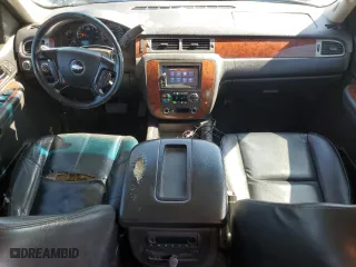 2009 Chevrolet Silverado 1500 LTZ with VIN 3GCEK33359G129643, listed as a Copart auction lot 43253465 with 228,387 mi miles and Salvage Title. Bid and sale history available at carsss.com. Image 8.