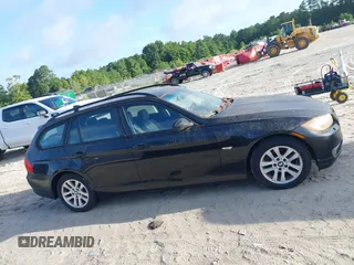 2006 BMW 3 Series 325xi with VIN WBAVT13556KW23134, listed as a IAAI auction lot 42722509 with Not provided miles and . Bid and sale history available at DreamBid. Image 13.