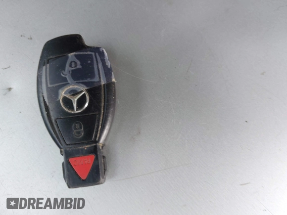 2004 Mercedes-Benz E 320 z VIN WDBUH65J24A396302, wystawiony jako IAAI lot #40853992 z przebiegiem 192 253 mil mil oraz . Historia ofert i sprzedaży dostępna na DreamBid. Obrazek 11.