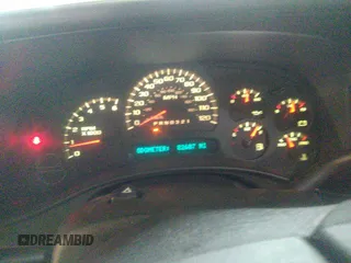 2006 Chevrolet Silverado 1500 LT1 with VIN 1GCEC19V56Z142057, listed as a IAAI auction lot 41752031 with 82,607 mi miles. Bid and sale history available at carsss.com. Image 7.