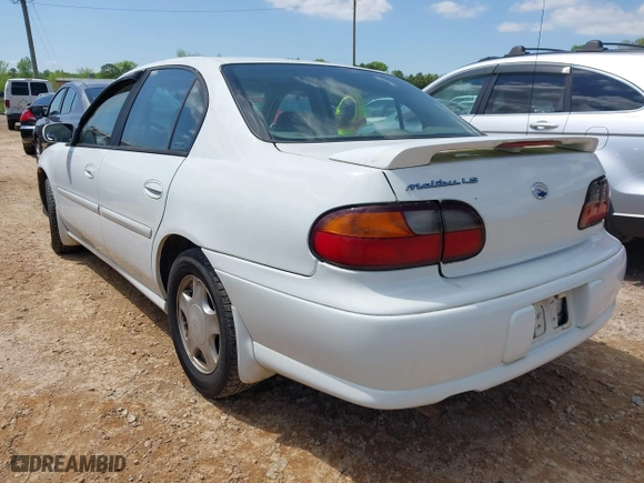 2000 Chevrolet Malibu LS with VIN 1G1NE52J0Y6214952, listed as a IAAI auction lot 41971056 with 255,436 mi miles. Bid and sale history available at carsss.com. Image 3.