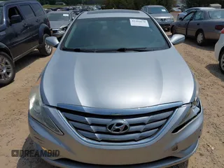 2012 Hyundai Sonata Limited z VIN 5NPEC4AC9CH354782, wystawiony jako IAAI lot #42416670 z przebiegiem 131 636 mil mil oraz . Historia ofert i sprzedaży dostępna na DreamBid. Obrazek 12.