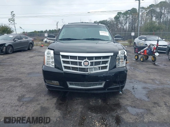 2013 Cadillac Escalade Platinum Edition with VIN 1GYS4DEF8DR105284, listed as a IAAI auction lot 41662224 with 118,359 mi miles. Bid and sale history available at carsss.com. Image 12.
