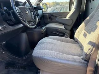 2020 Chevrolet Express Cargo with VIN 1GCWGAFG9L1220204, listed as a IAAI auction lot 41936790 with 155,438 mi miles and . Bid and sale history available at DreamBid. Image 18.