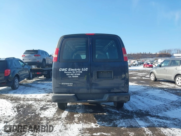 2014 Chevrolet Express Cargo Van with VIN 1GCWGGBA5E1205786, listed as a IAAI auction lot 41339085 with 201,460 mi miles. Bid and sale history available at carsss.com. Image 16.