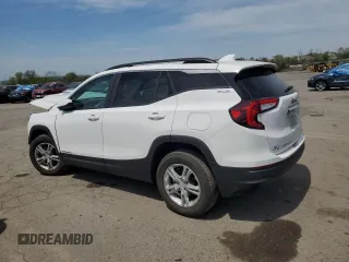 2022 GMC Terrain SLE z VIN 3GKALTEV3NL265091, wystawiony jako Copart lot #54828235 z przebiegiem 34 259 mil mil oraz Szkoda całkowita • Salvage title. Historia ofert i sprzedaży dostępna na DreamBid. Obrazek 2.