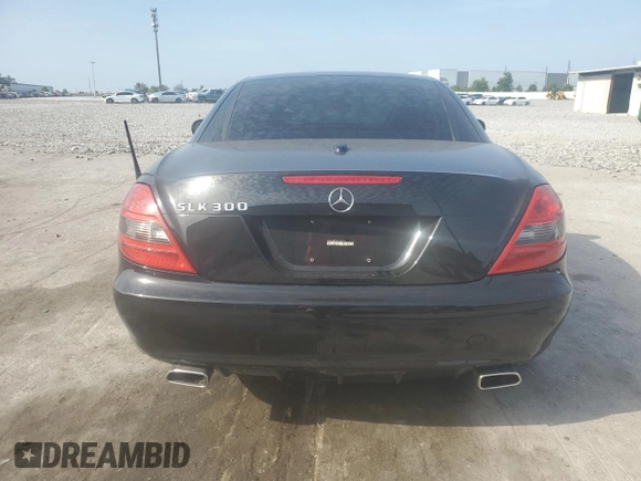 2010 Mercedes-Benz SLK 300 с VIN WDBWK5EA8AF232572, выставлен на аукционе Copart как лот 57336275 с пробегом 66 556 миль миль и Списание • Salvage title. История ставок и продаж доступна на DreamBid. Изображение 6.