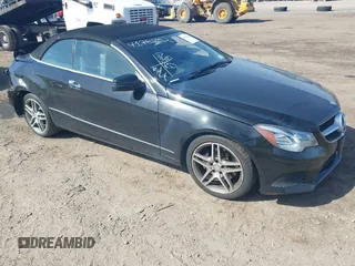 2014 Mercedes-Benz E-Class E 350 with VIN WDDKK5KFXEF255217, listed as a IAAI auction lot 41782152 with 50,136 mi miles. Bid and sale history available at carsss.com. Image 1.