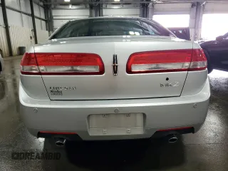 2012 Lincoln MKZ z VIN 3LNHL2GC8CR800745, wystawiony jako Copart lot #50823055 z przebiegiem 94 387 mil mil oraz Szkoda całkowita • Salvage title. Historia ofert i sprzedaży dostępna na DreamBid. Obrazek 6.