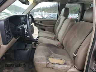 2003 Chevrolet Silverado 1500 with VIN 2GCEK19V731102554, listed as a Copart auction lot 83031934 with 279,206 mi miles and Salvage Title. Bid and sale history available at carsss.com. Image 7.