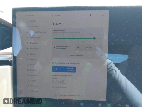 2023 Tesla Model S с VIN 5YJSA1E5XPF518693, выставлен на аукционе IAAI как лот 42768848 с пробегом 17 276 миль миль и . История ставок и продаж доступна на DreamBid. Изображение 18.