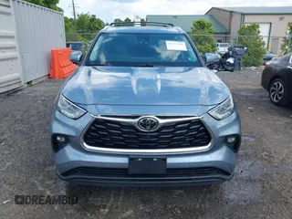 2022 Toyota Highlander Limited z VIN 5TDDZRBH5NS162256, wystawiony jako IAAI lot #42177200 z przebiegiem 33 932 mil mil oraz . Historia ofert i sprzedaży dostępna na DreamBid. Obrazek 6.