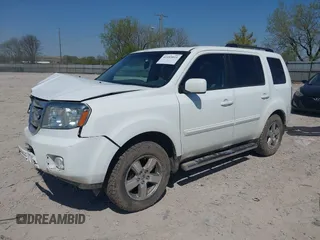 2011 Honda Pilot EX-L with VIN 5FNYF4H69BB091503, listed as a IAAI auction lot 42103011 with 246,816 mi miles and . Bid and sale history available at carsss.com. Image 2.