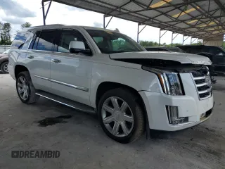 2016 Cadillac Escalade Luxury Collection z VIN 1GYS3BKJ0GR208476, wystawiony jako Copart lot #55760685 z przebiegiem 123 549 mil mil oraz Szkoda całkowita • Salvage title. Historia ofert i sprzedaży dostępna na DreamBid. Obrazek 4.