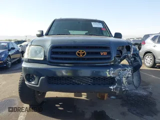 2002 Toyota Sequoia SR5 with VIN 5TDZT34A42S114070, listed as a IAAI auction lot 41696378 with 178,903 mi miles and . Bid and sale history available at carsss.com. Image 13.