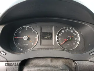 2013 Volkswagen Jetta TDI w/Premium/Nav with VIN 3VWLL7AJ4DM242682, listed as a Copart auction lot 53879635 with 123,945 mi miles and Salvage title. Bid and sale history available at DreamBid. Image 9.
