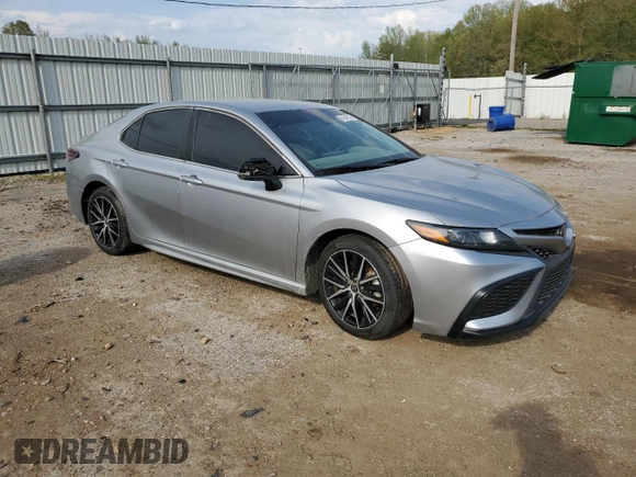 2022 Toyota Camry SE z VIN 4T1G11AK0NU666336, wystawiony jako Copart lot #41667525 z przebiegiem 68 545 mil mil oraz Szkoda całkowita • Salvage title. Historia ofert i sprzedaży dostępna na DreamBid. Obrazek 4.