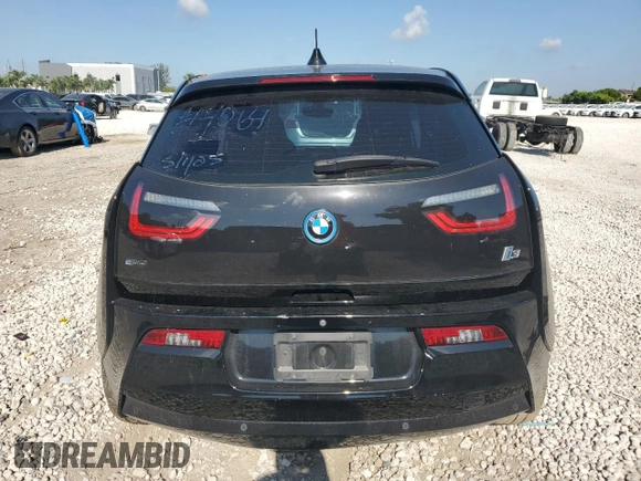 2017 BMW i3 z VIN WBY1Z8C36HV894064, wystawiony jako Copart lot #57879645 z przebiegiem Nie podano mil oraz Szkody całkowita. Historia ofert i sprzedaży dostępna na DreamBid. Obrazek 6.