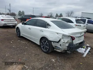 2017 Nissan Altima SR with VIN 1N4AL3AP4HN326560, listed as a IAAI auction lot 41349728 with 153,960 mi miles and . Bid and sale history available at carsss.com. Image 3.